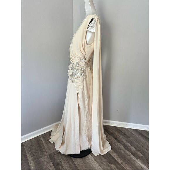 Zuhair Murad Embroidered Cady Cape Gown SIZE 8 $4950 - Picture 10 of 16